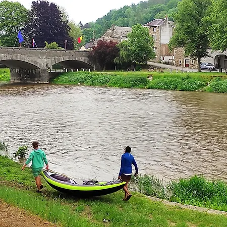 La Maison Vienvenue - Bike, Hike And Meet Alike Bed & Breakfast