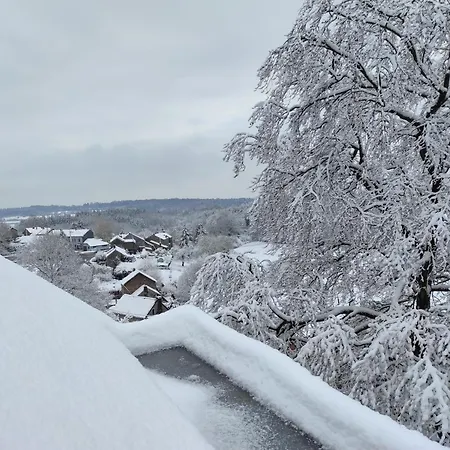 La Maison Vienvenue - Bike, Hike And Meet Alike Bed & Breakfast *