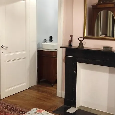 La Maison Vienvenue - Bike, Hike And Meet Alike Bed & Breakfast *