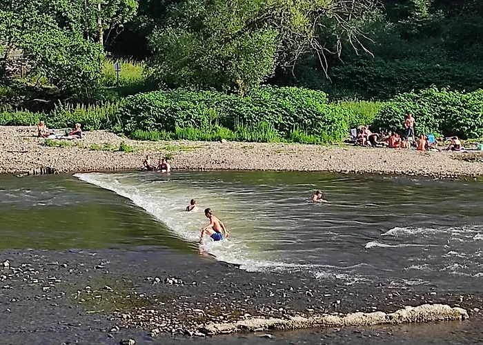 Bed & Breakfast La Maison Vienvenue - Bike, Hike And Meet Alike *