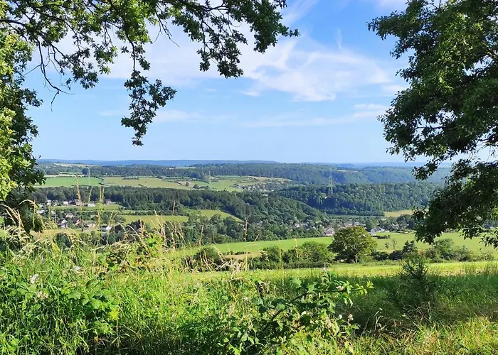 Bed & Breakfast La Maison Vienvenue - Bike, Hike And Meet Alike *